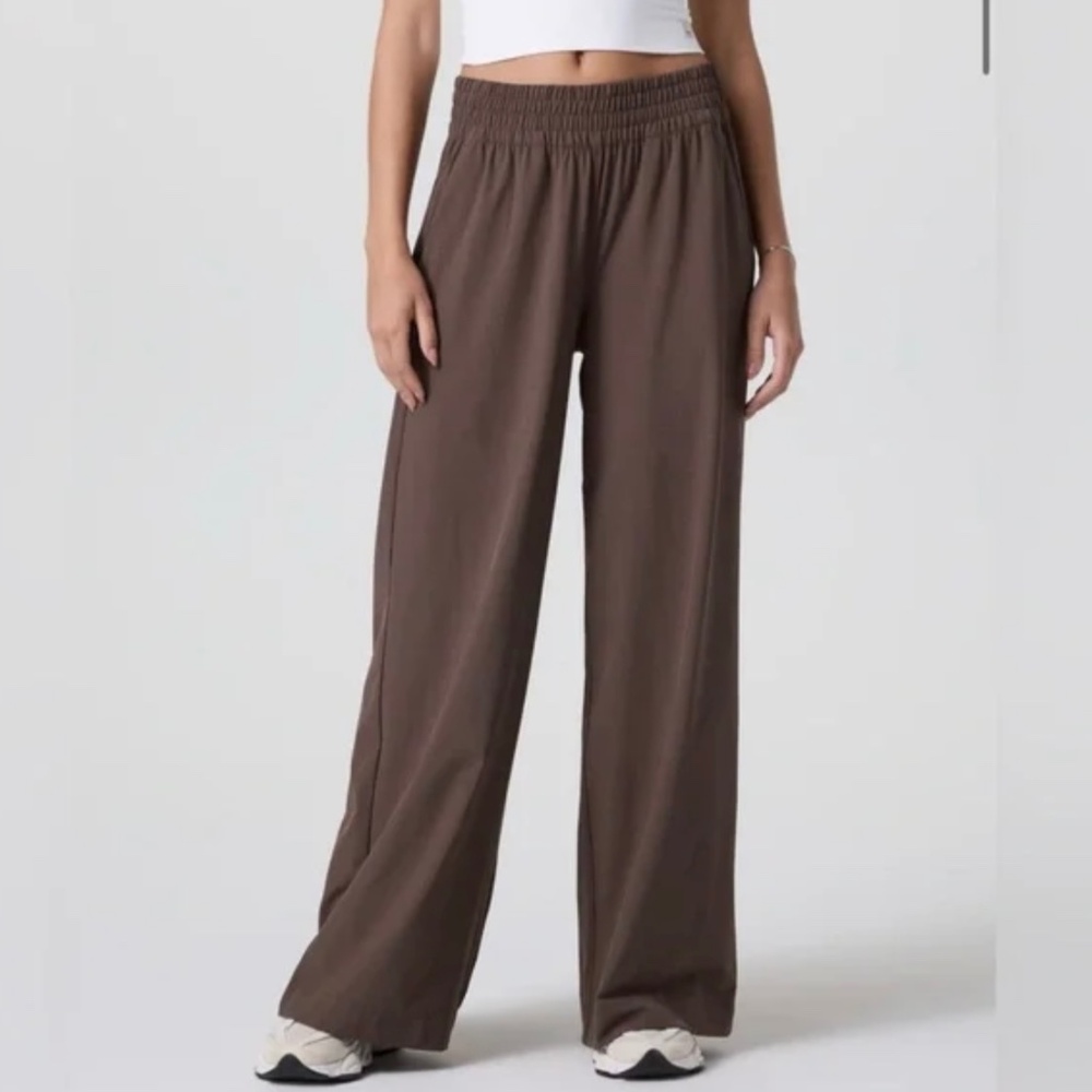 NWT Vuori Villa Wideleg Pant